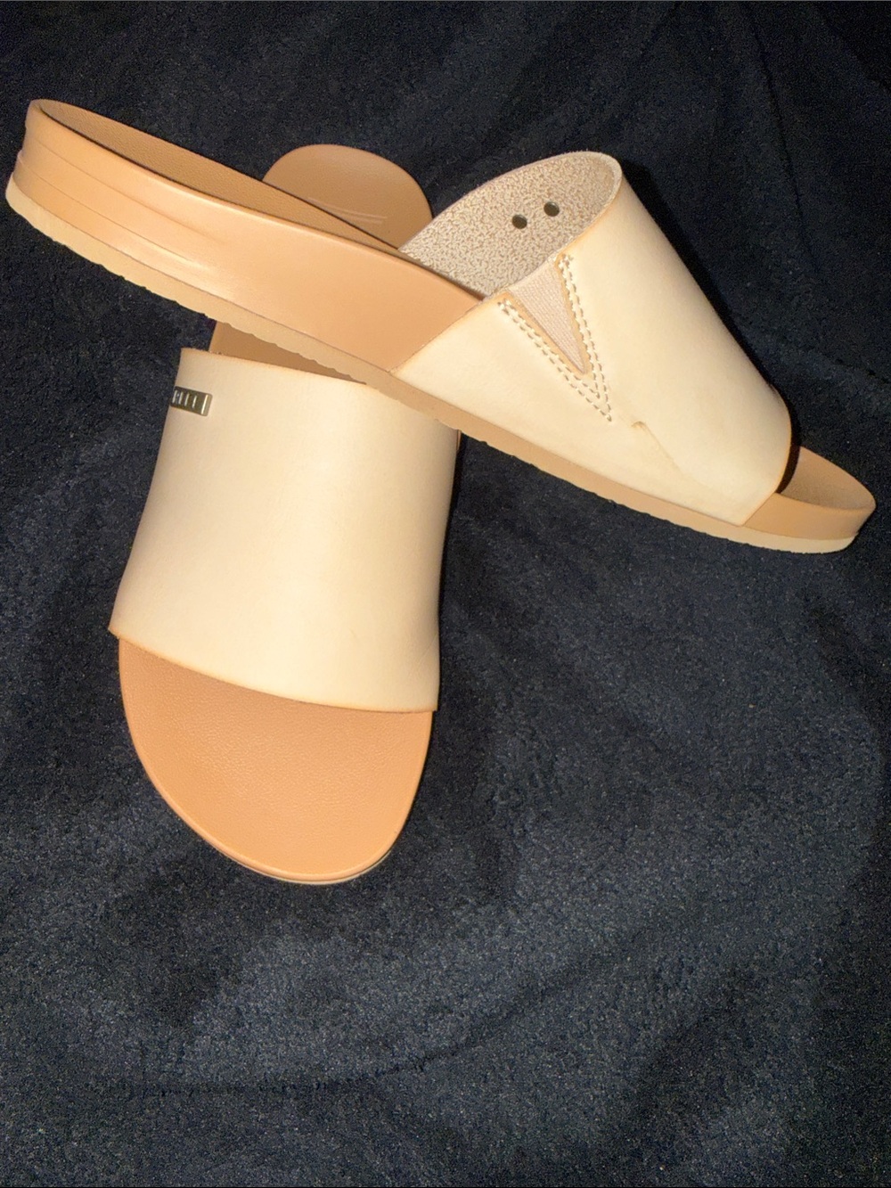 Reef Cushion Scout Slides | Size 8 | Summer Essential - Picture 4 of 11
